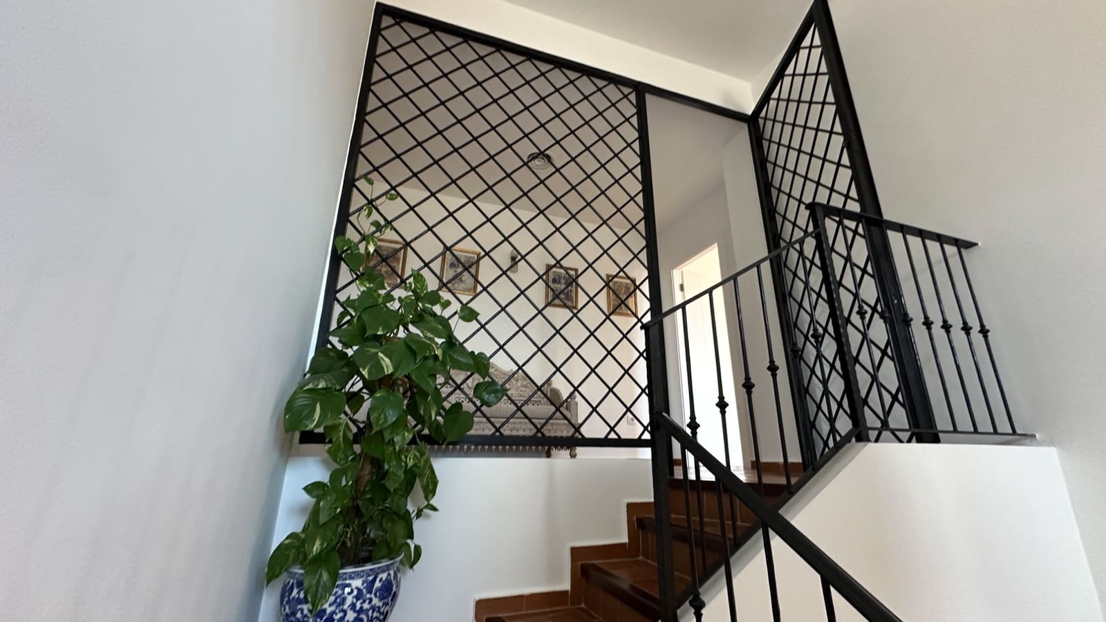 7 makuuhuone Huvila myytävänä paikassa Dehesa de Campoamor mukana 
autotalli - 1 349 000 € (Ref: 9735986)