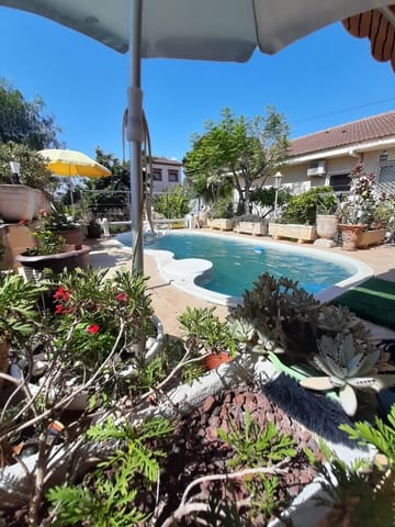 5 quarto Moradia para venda em Villamartin, Orihuela - 740 000 € (Ref: 9735989)