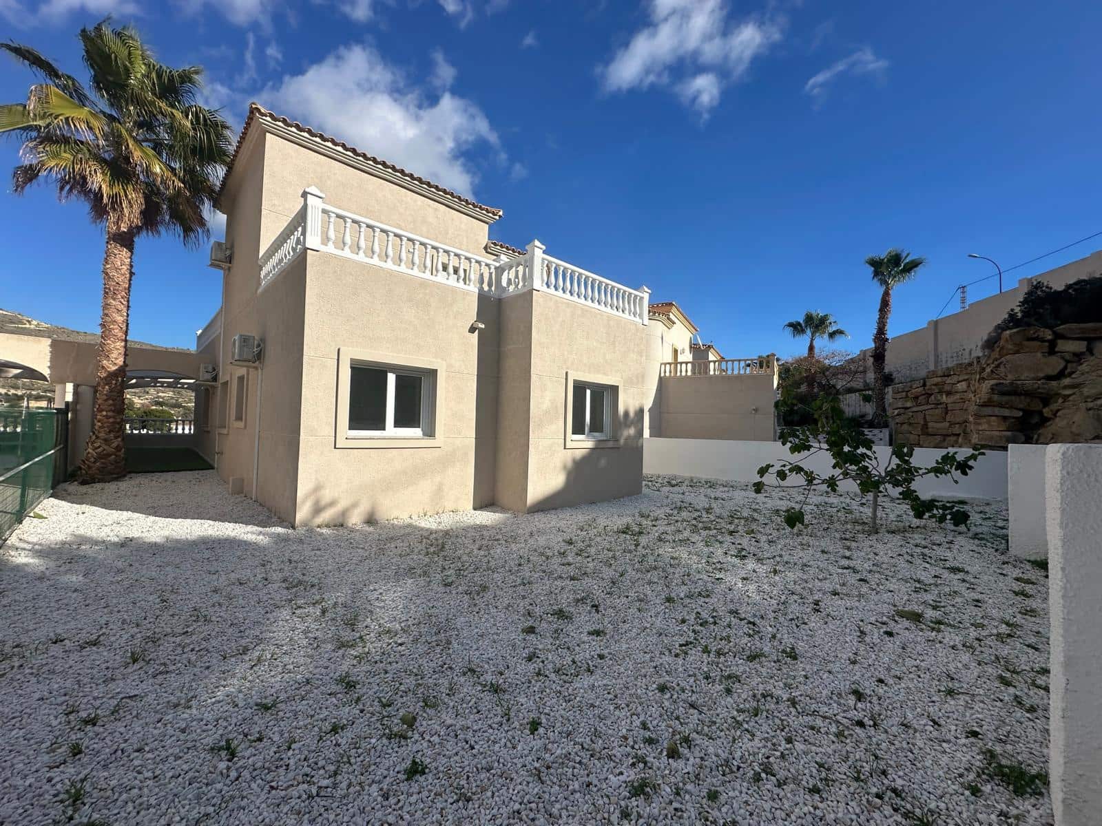 3 soveværelse Villa til salg i El Campello med garage - € 550.000 (Ref: 9735991)