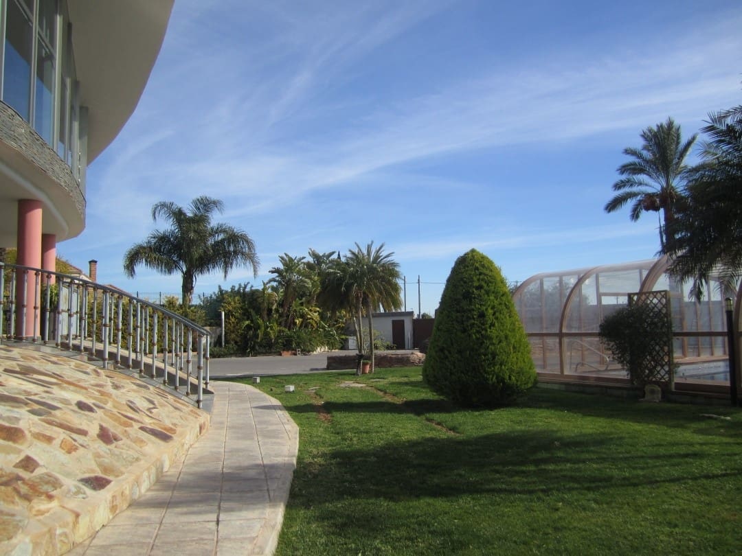 Finca/Casa Rural de 5 habitaciones en Los Montesinos en venta con piscina garaje - 1.675.000 € (Ref: 9735994)