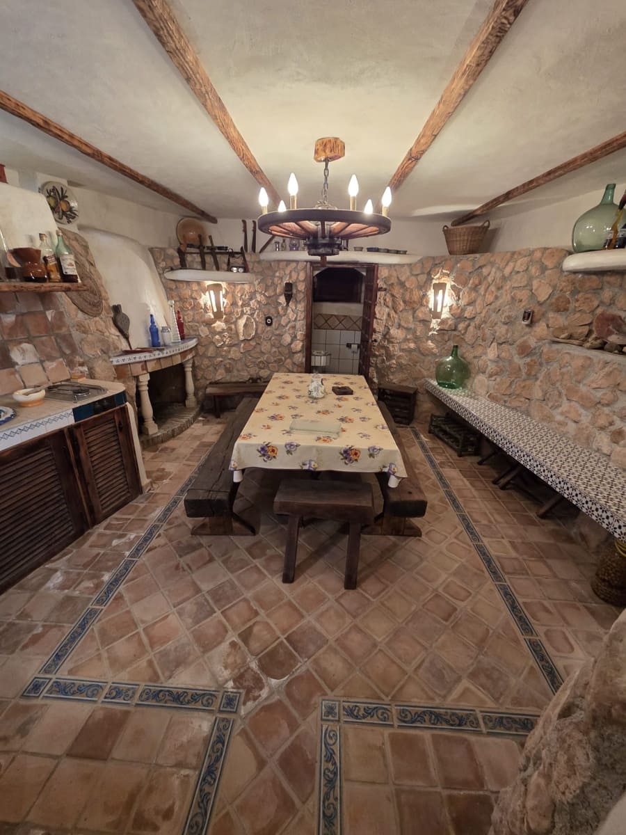 Chalet de 5 habitaciones en Alicante / Alacant ciudad en venta con piscina garaje - 860.000 € (Ref: 9735995)