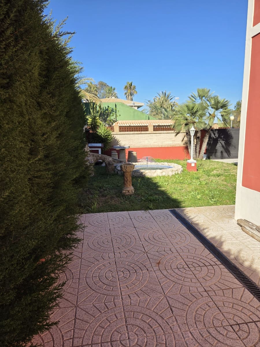 Chalet de 5 habitaciones en Alicante / Alacant ciudad en venta con piscina garaje - 860.000 € (Ref: 9735995)