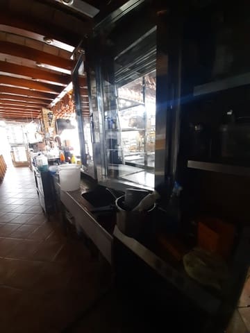 Kommersiell til salgs i Playa de los Náufragos, Torrevieja - € 550 000 (Ref: 9735997)