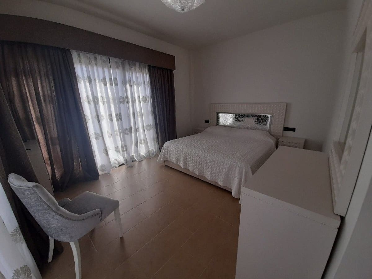 4 slaapkamer Villa te koop in La Ribera met zwembad - € 1.990.000 (Ref: 9744024)