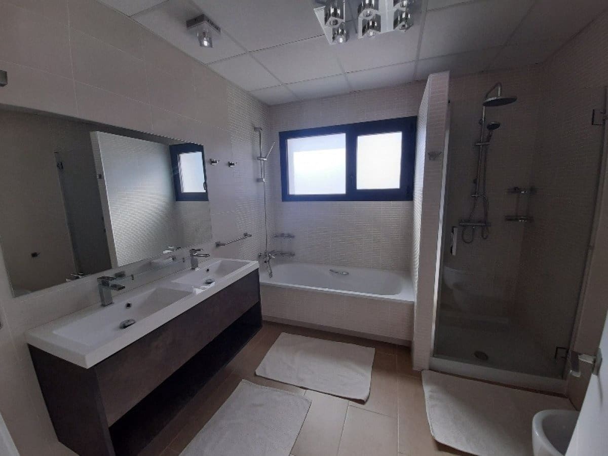 4 slaapkamer Villa te koop in La Ribera met zwembad - € 1.990.000 (Ref: 9744024)