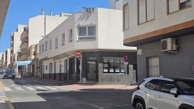 Local Comercial de 12 habitaciones en Centro - Muelle Pesquero, Torrevieja en venta - 1.400.000 € (Ref: 9744030)