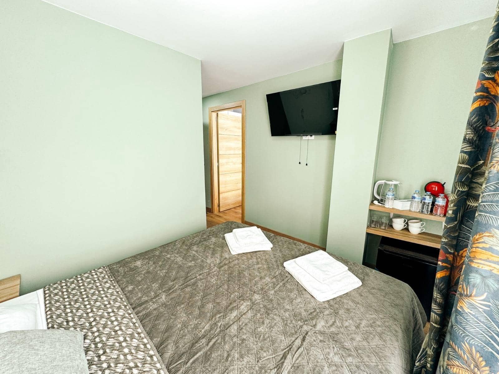 Local Comercial de 12 habitaciones en Torrevieja en venta - 1.400.000 € (Ref: 9744030)