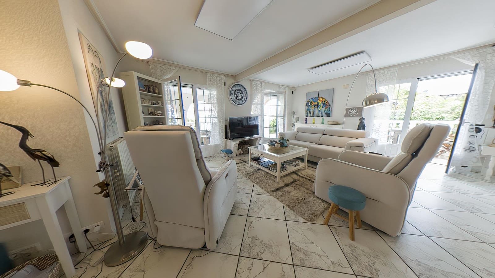 3 soveværelse Villa til salg i Torrevieja med swimmingpool garage - € 675.000 (Ref: 9752515)