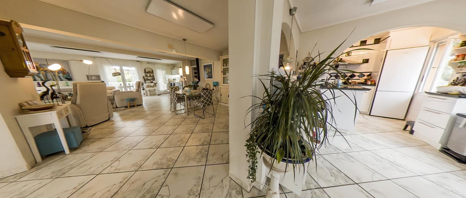 3 soveværelse Villa til salg i Torrevieja med swimmingpool garage - € 675.000 (Ref: 9752515)