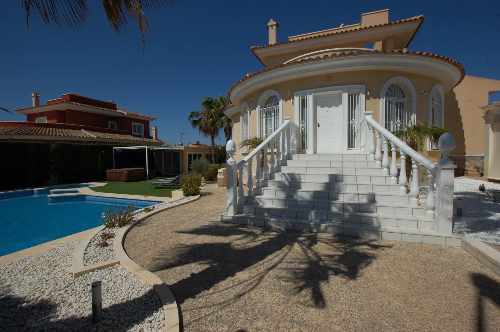 5 chambre Villa/Maison à vendre à Ciudad Quesada avec piscine - 850 000 € (Ref: 9752516)