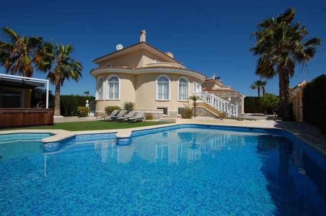 5 chambre Villa/Maison à vendre à Ciudad Quesada, Rojales avec piscine - 850 000 € (Ref: 9752516)