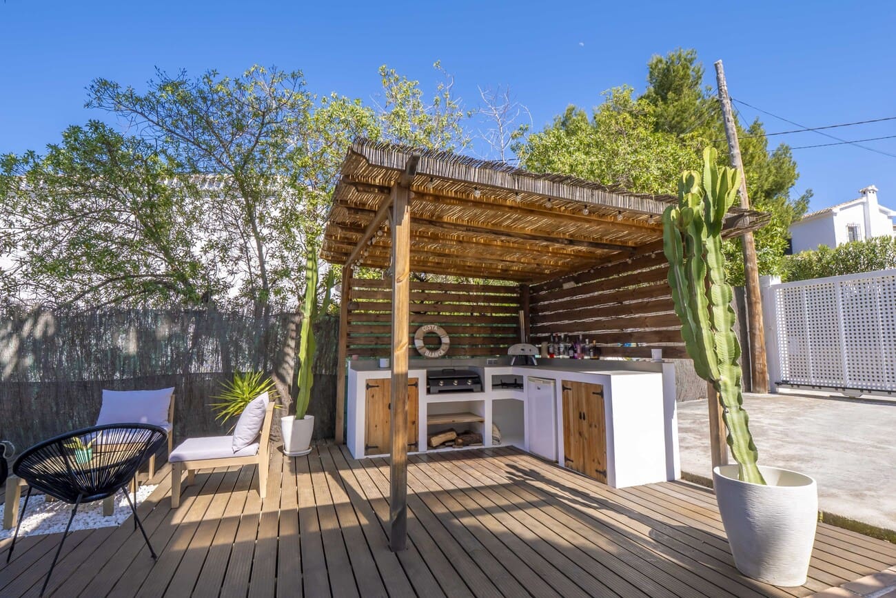 Chalet de 5 habitaciones en Javea / Xàbia en venta con piscina garaje - 1.095.000 € (Ref: 9758331)