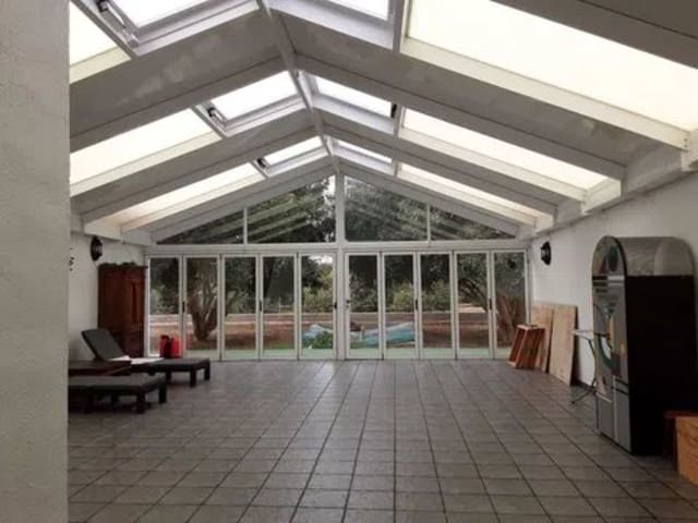 6 bedroom Villa for sale in San Miguel de Salinas with garage - € 899,000 (Ref: 9761579)