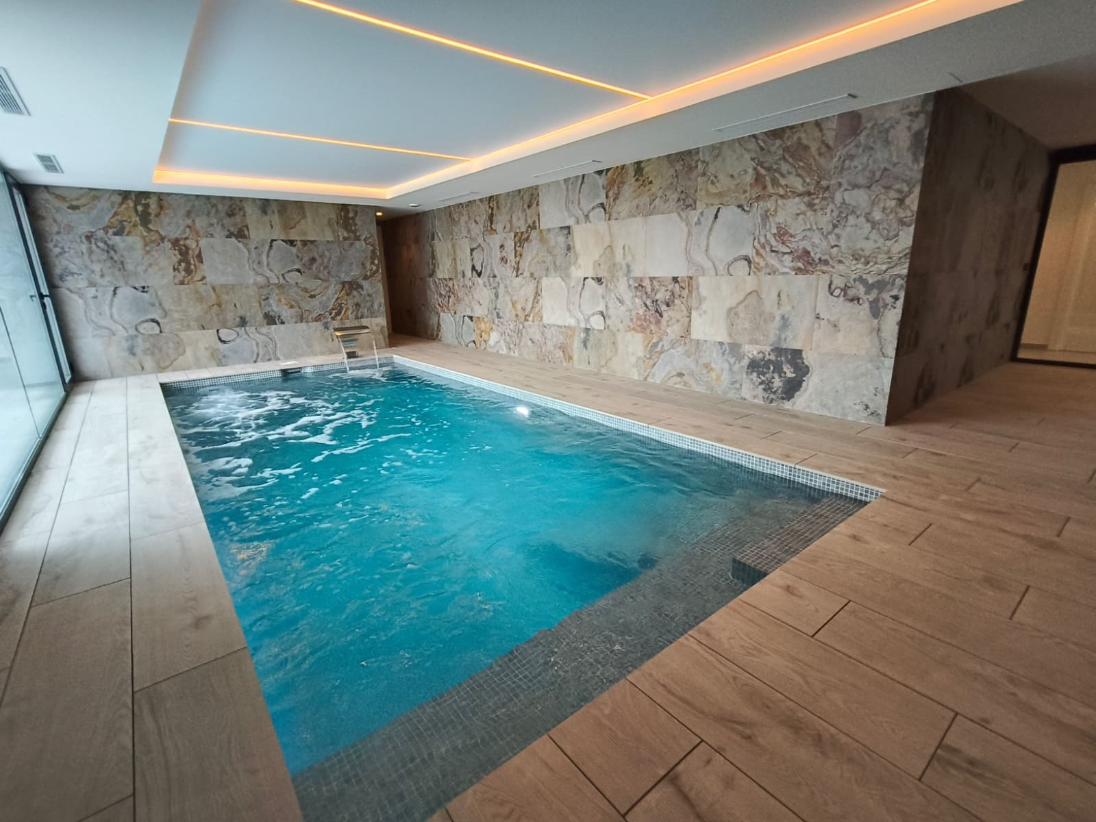 3 bedroom Apartment for sale in Denia with pool garage - € 690,000 (Ref: 9782350)