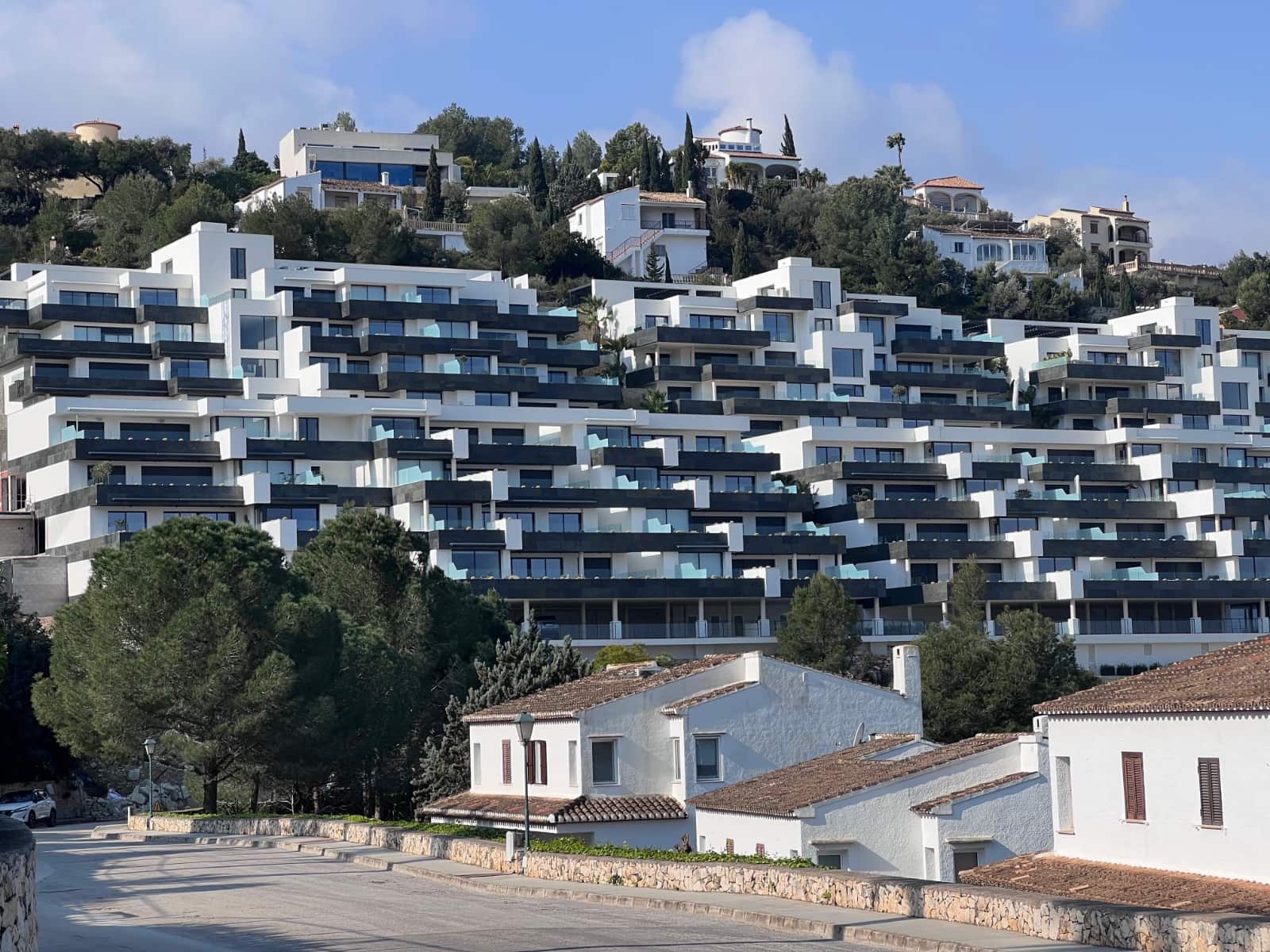 3 bedroom Apartment for sale in Denia with pool garage - € 690,000 (Ref: 9782350)