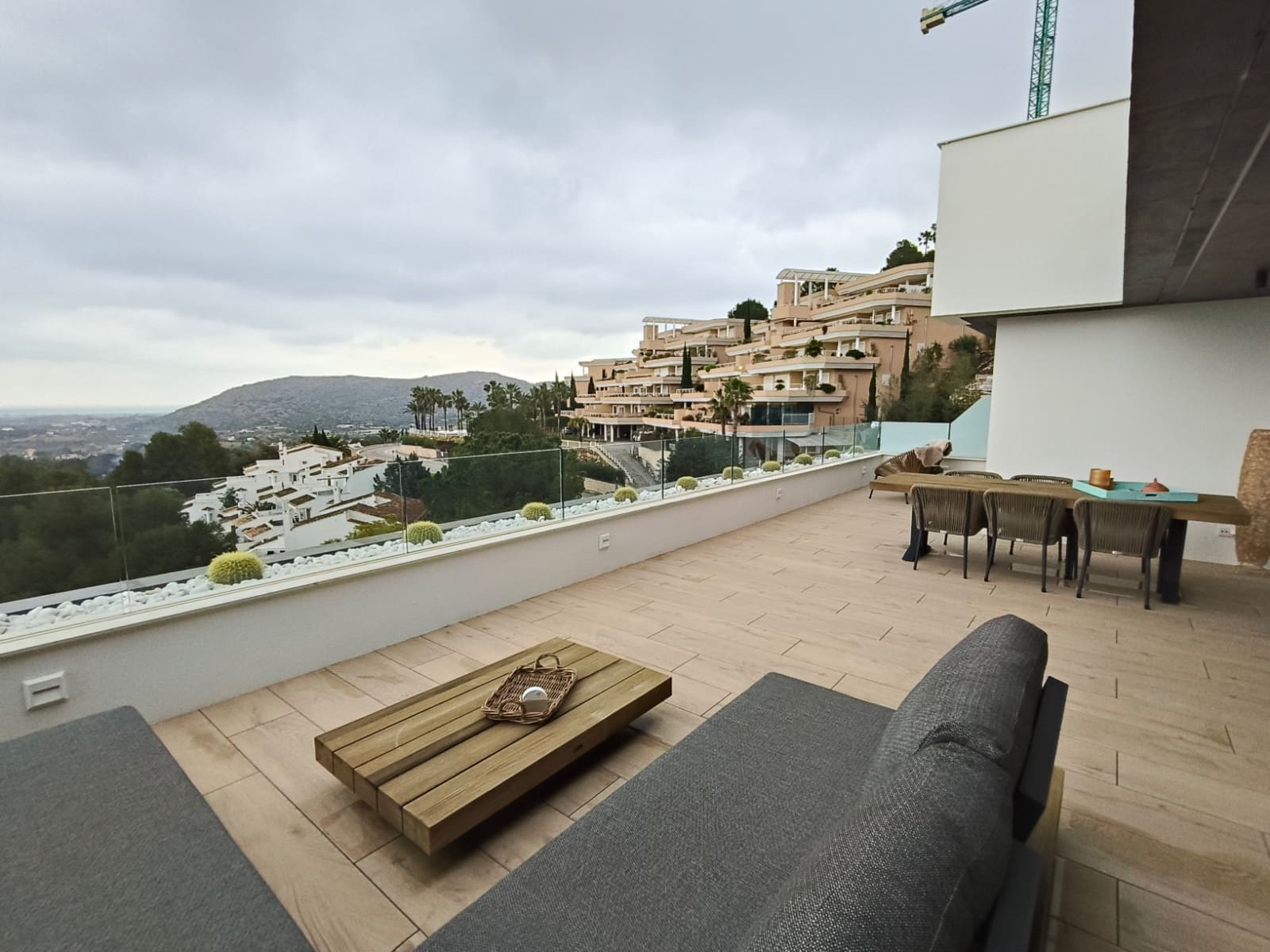 3 bedroom Apartment for sale in Denia with pool garage - € 690,000 (Ref: 9782350)