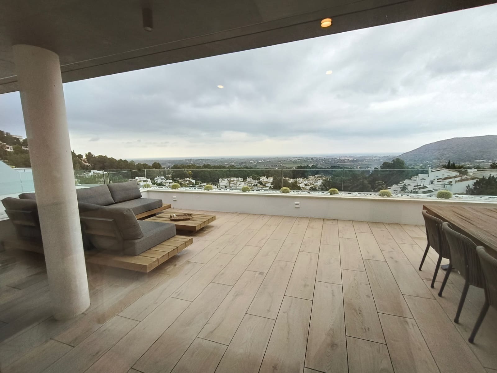 3 bedroom Apartment for sale in Denia with pool garage - € 690,000 (Ref: 9782350)