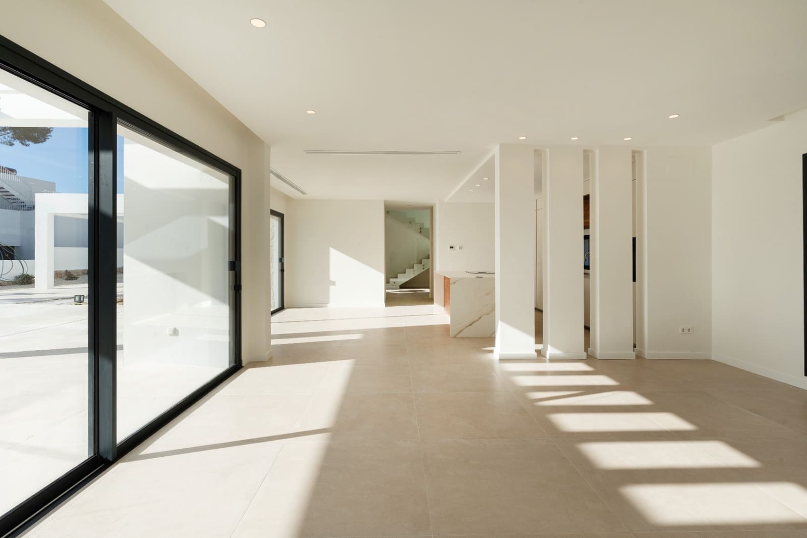 4 bedroom Villa for sale in Moraira with pool garage - € 2,200,000 (Ref: 9782500)