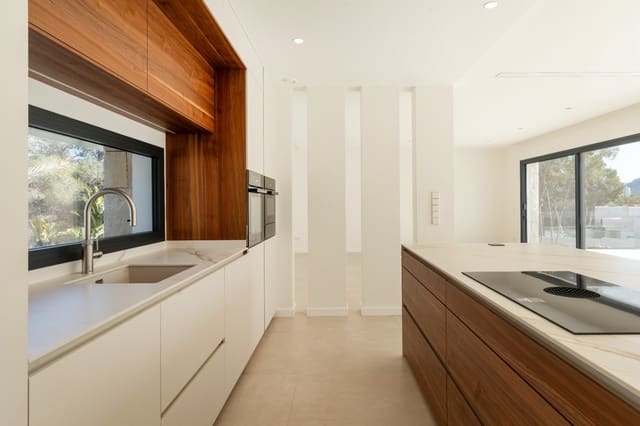 4 soverom Villa til salgs i Casco Urbano, Teulada-Moraira med svømmebasseng garasje - € 2 200 000 (Ref: 9782500)