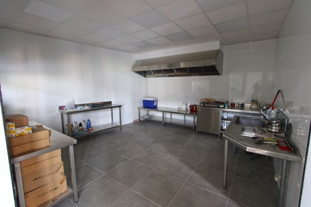 Erhverv til salg i Benidoleig - € 550.000 (Ref: 9783022)