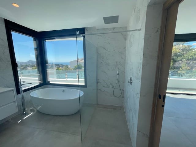 4 soverom Villa til salgs i Casco Urbano, Teulada-Moraira med svømmebasseng garasje - € 1 850 000 (Ref: 9783524)