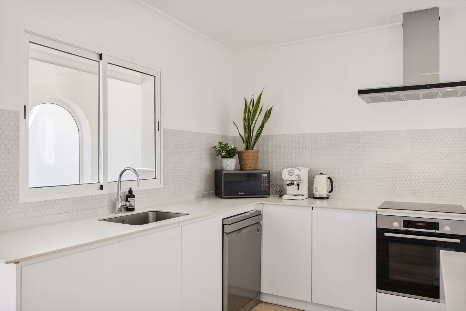 4 quarto Moradia para venda em Javea / Xabia com piscina - 1 150 000 € (Ref: 9787899)