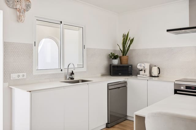 4 quarto Moradia para venda em Montgó - Ermita, Javea / Xàbia com piscina - 1 150 000 € (Ref: 9787899)