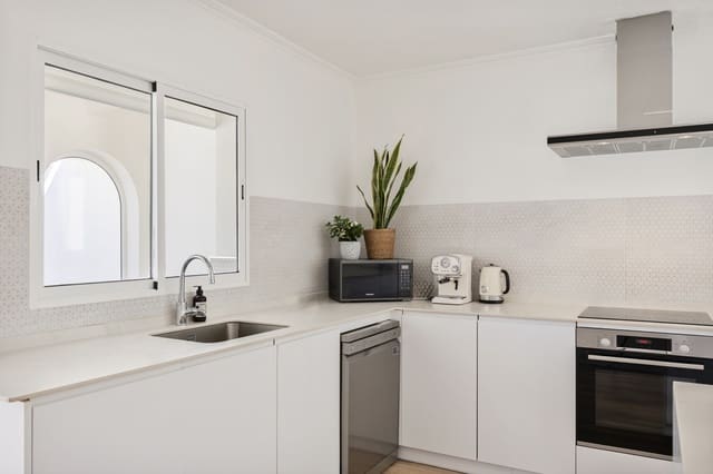 4 quarto Moradia para venda em Montgó - Ermita, Javea / Xàbia com piscina - 1 150 000 € (Ref: 9787899)