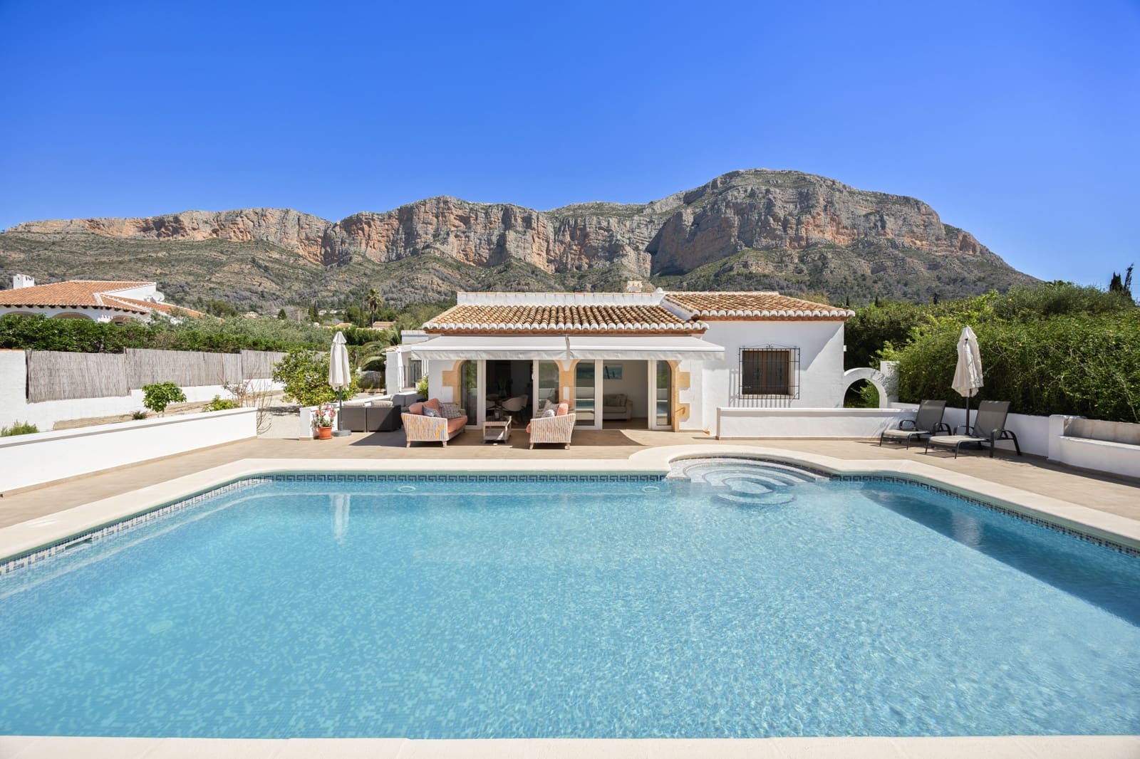 4 quarto Moradia para venda em Javea / Xabia com piscina - 1 150 000 € (Ref: 9787899)