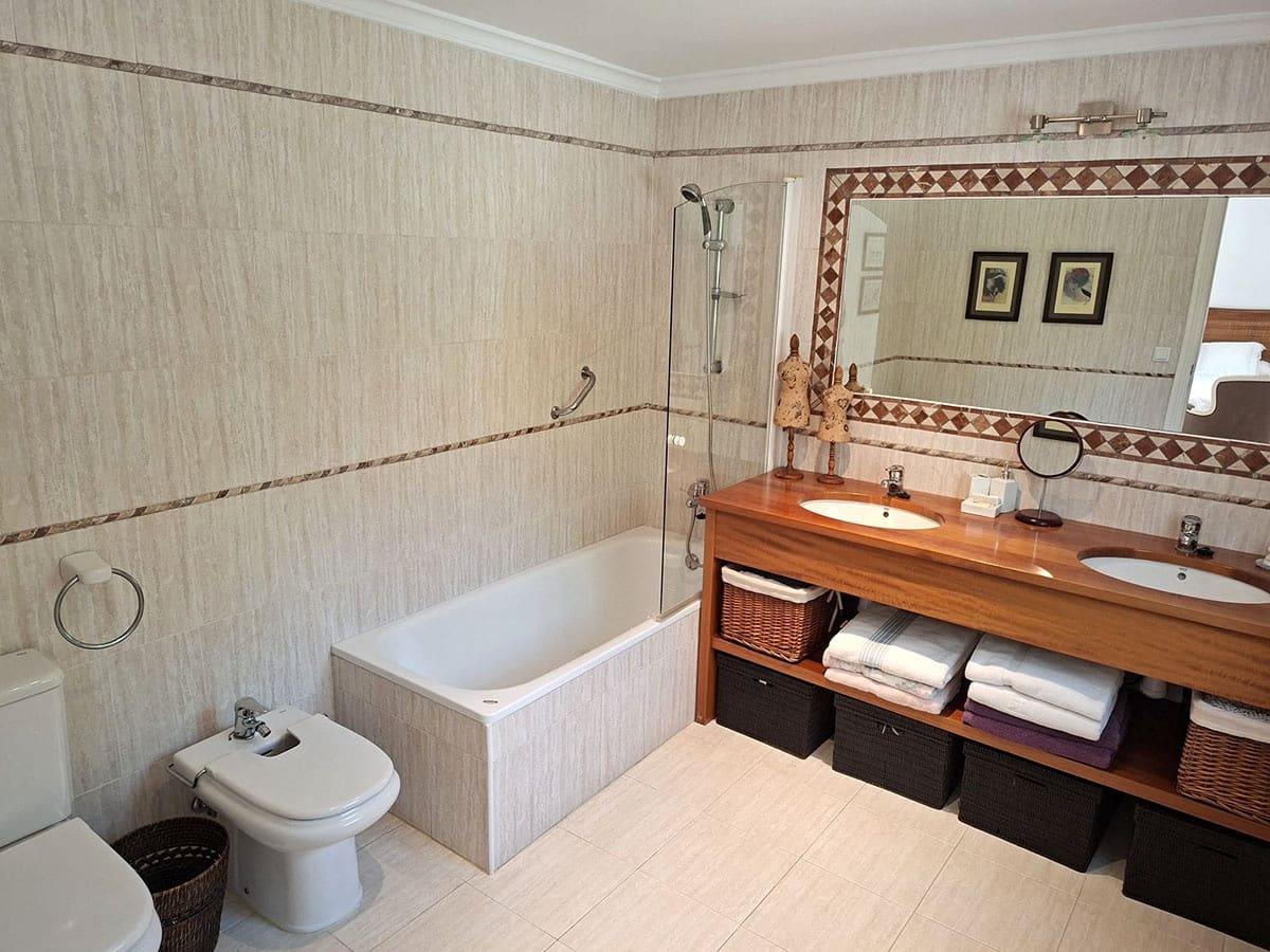 Chalet de 3 habitaciones en Dénia en venta con piscina - 860.000 € (Ref: 9789778)