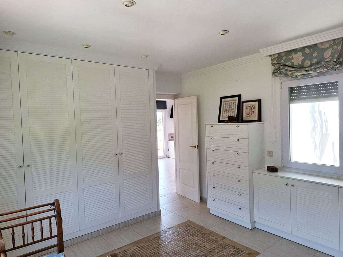 Chalet de 3 habitaciones en Dénia en venta con piscina - 860.000 € (Ref: 9789778)