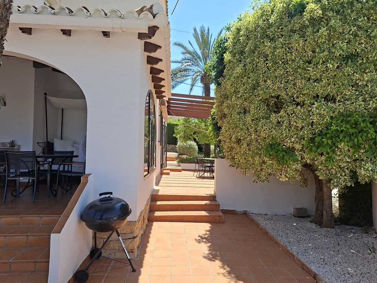 Chalet de 3 habitaciones en Dénia en venta con piscina - 860.000 € (Ref: 9789778)