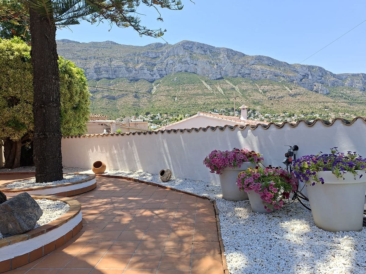 Chalet de 3 habitaciones en Dénia en venta con piscina - 860.000 € (Ref: 9789778)