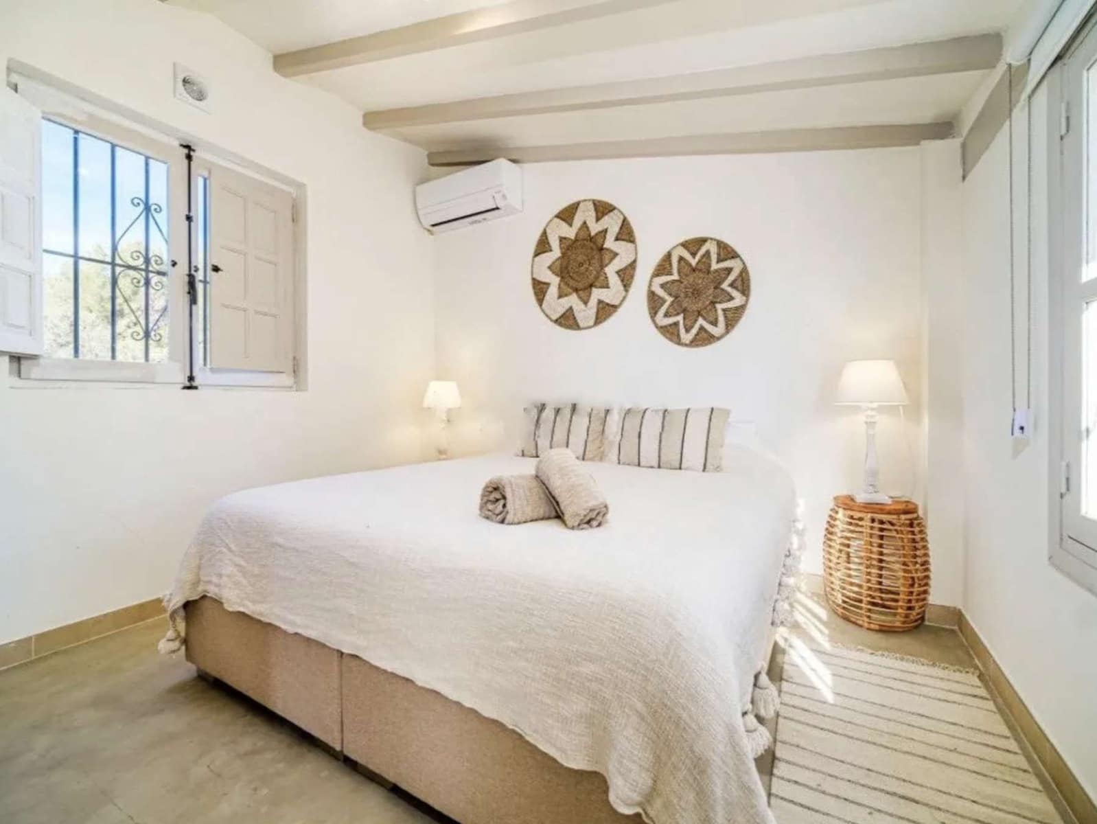 5 soveværelse Finca/Landehus til salg i Jesus Pobre med swimmingpool garage - € 1.550.000 (Ref: 9789781)