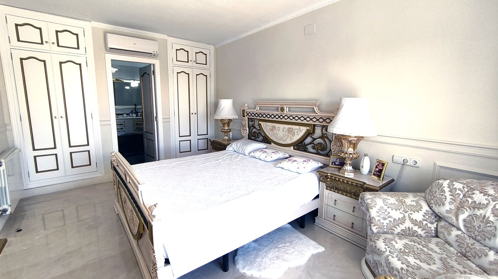 6 soverom Villa til salgs i La Sella med svømmebasseng garasje - € 1 400 000 (Ref: 9789782)