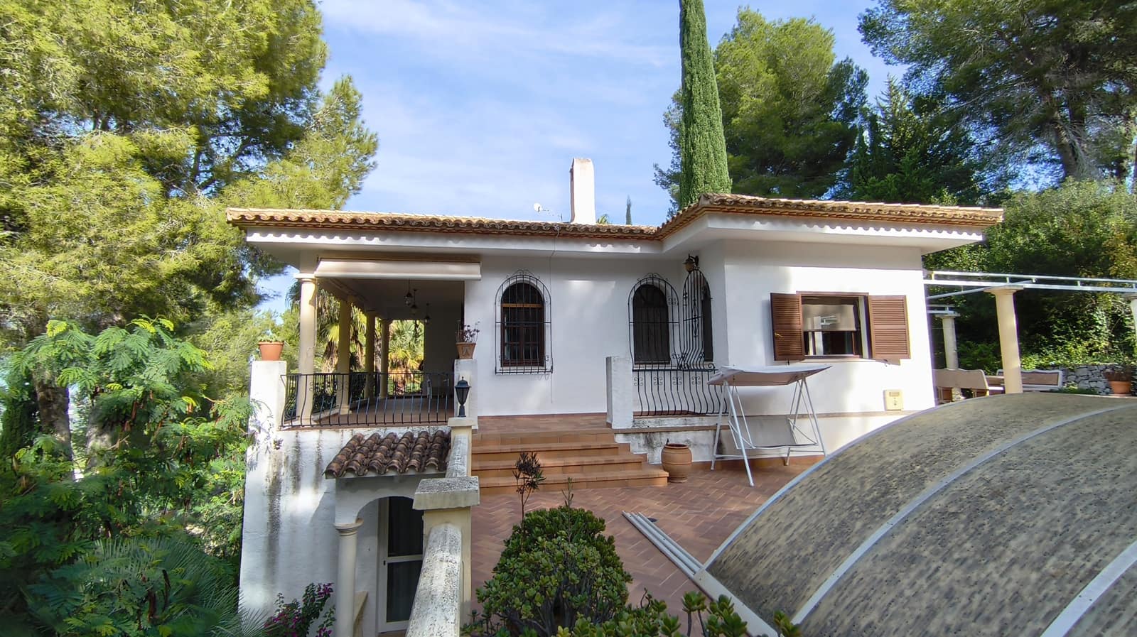 Chalet de 4 habitaciones en La Sella en venta con piscina - 750.000 € (Ref: 9789783)