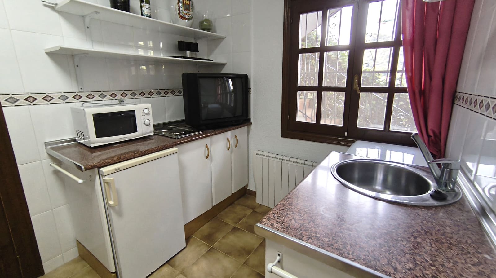 Chalet de 4 habitaciones en La Sella en venta con piscina - 750.000 € (Ref: 9789783)