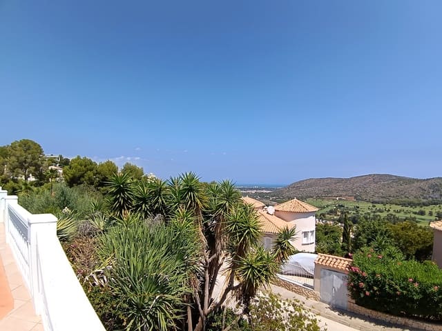 5 quarto Moradia para venda em La Sella com piscina garagem - 890 000 € (Ref: 9789786)