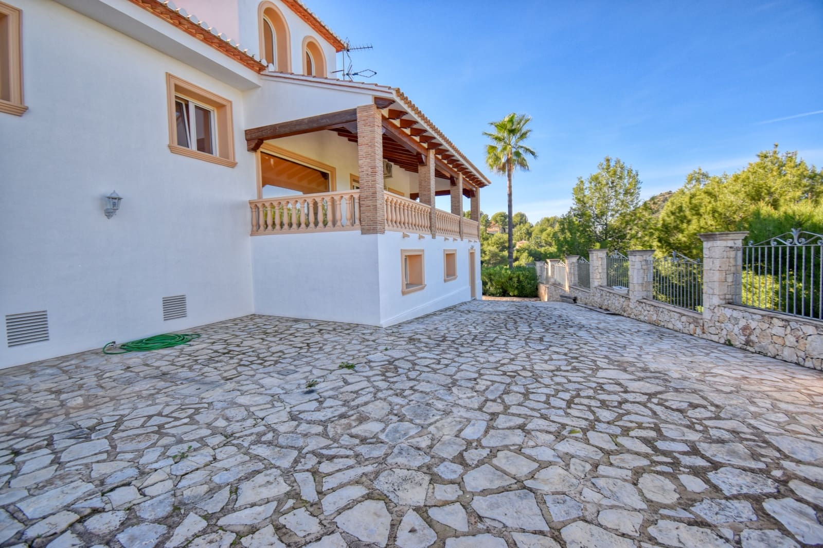 Chalet de 6 habitaciones en La Sella en venta - 965.000 € (Ref: 9789788)