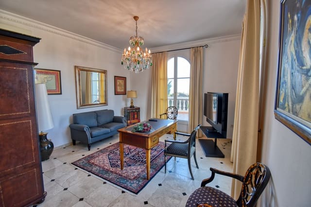 5 quarto Moradia para venda em La Sella com piscina garagem - 1 499 000 € (Ref: 9789789)