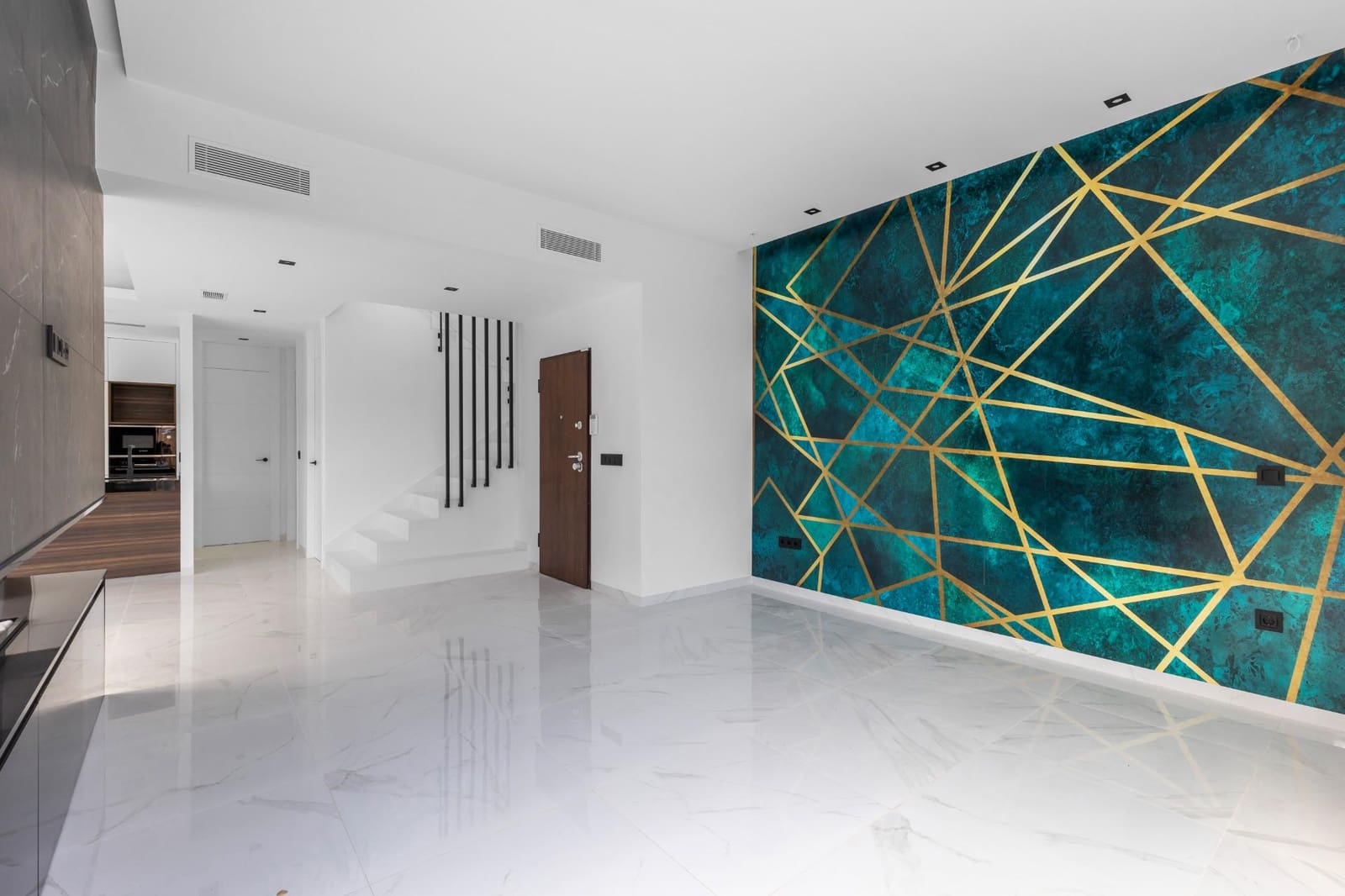 3 camera da letto Villa in vendita in Torrevieja con piscina garage - 639.000 € (Rif: 9789860)