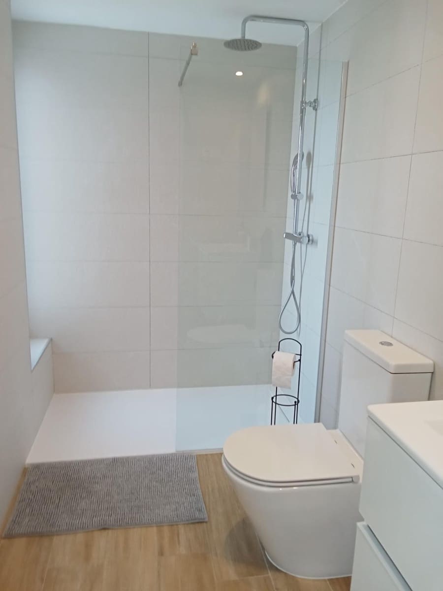 2 soverom Leilighet til salgs i Torrevieja med svømmebasseng - € 539 000 (Ref: 9789861)