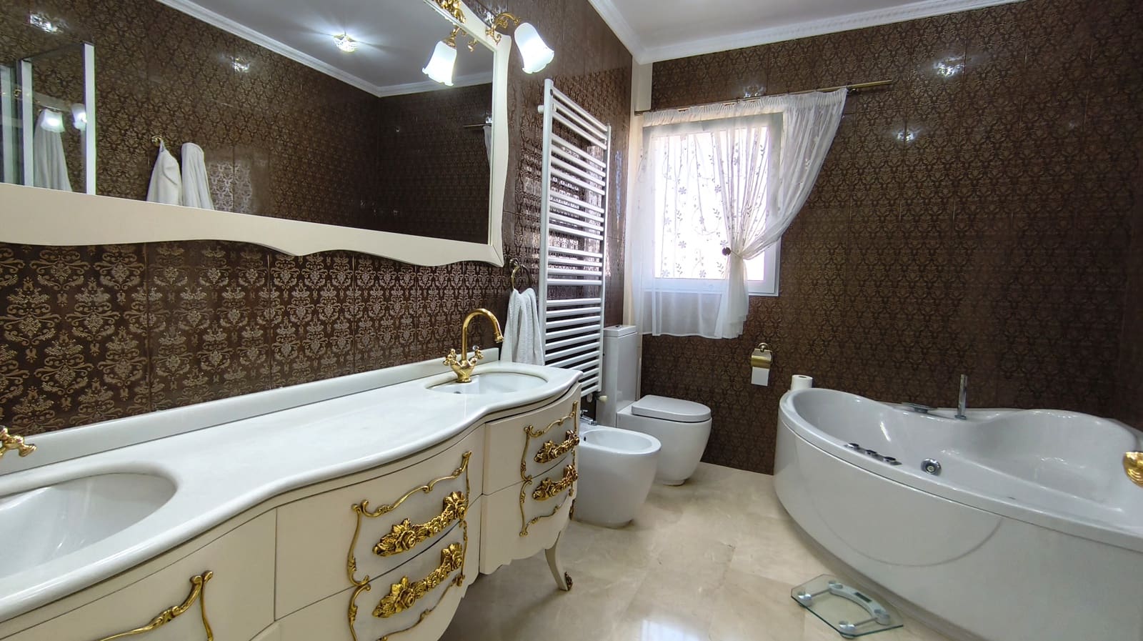 6 quarto Moradia para venda em La Sella com piscina garagem - 1 400 000 € (Ref: 9789869)