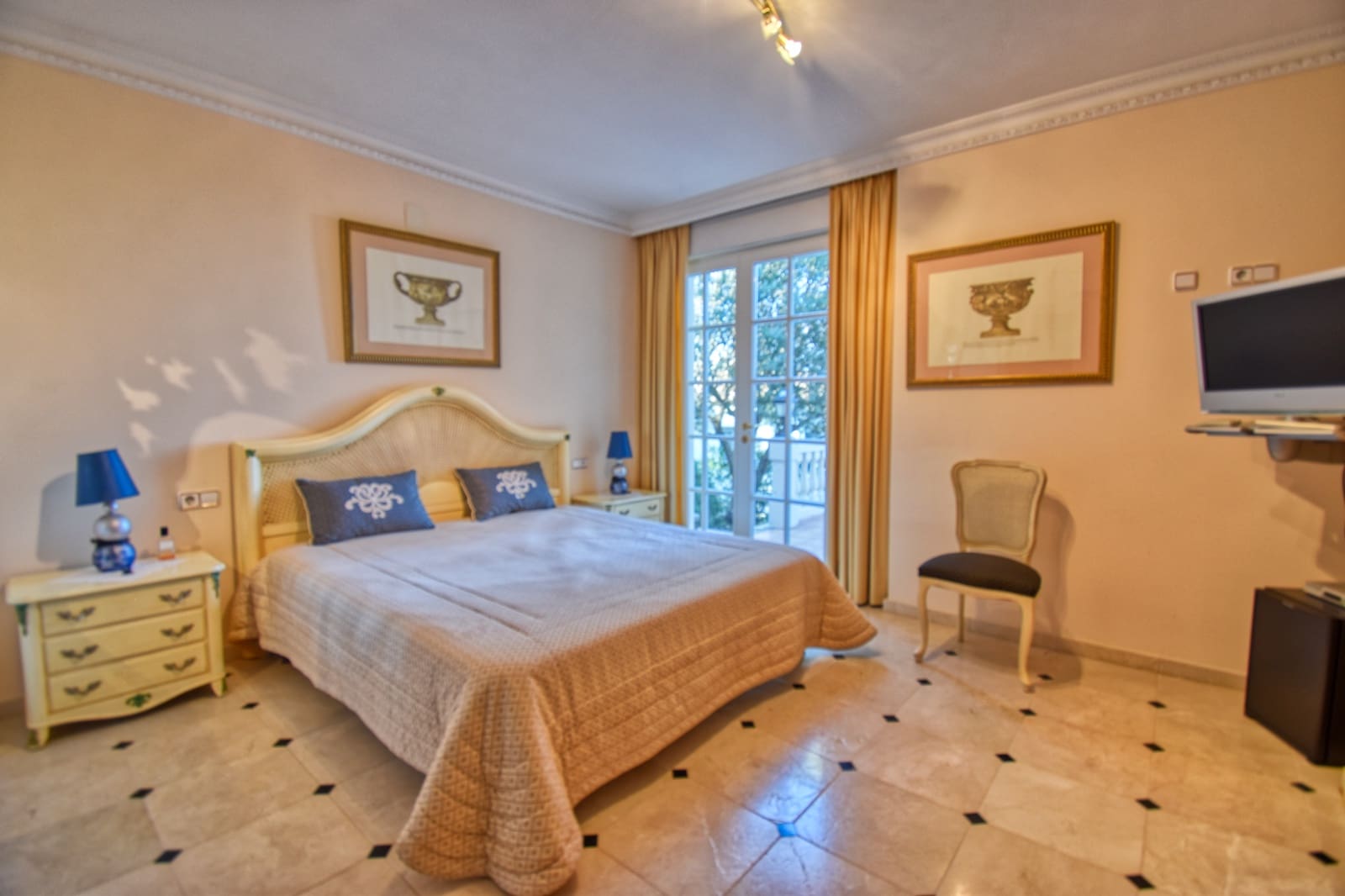 5 quarto Moradia para venda em La Sella com piscina garagem - 1 499 000 € (Ref: 9789876)