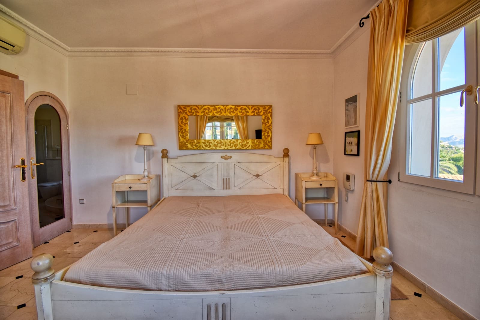 5 quarto Moradia para venda em La Sella com piscina garagem - 1 499 000 € (Ref: 9789876)