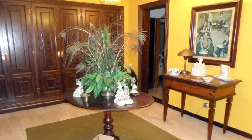 Chalet de 4 habitaciones en Dénia en venta con piscina - 1.190.000 € (Ref: 9789877)