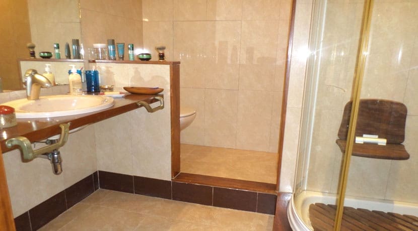 Chalet de 4 habitaciones en Dénia en venta con piscina - 1.190.000 € (Ref: 9789877)