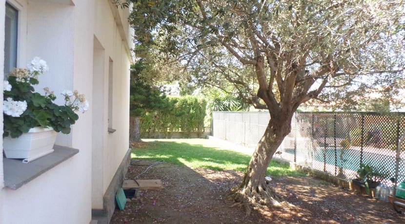 Chalet de 4 habitaciones en Dénia en venta con piscina - 1.190.000 € (Ref: 9789877)