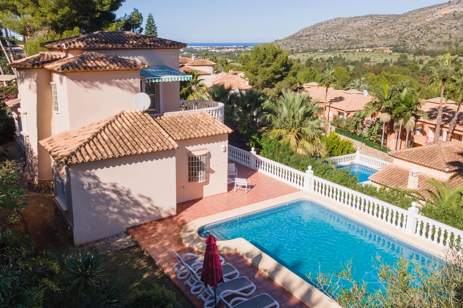 4 bedroom Villa for sale in La Sella with pool - € 555,000 (Ref: 9793667)