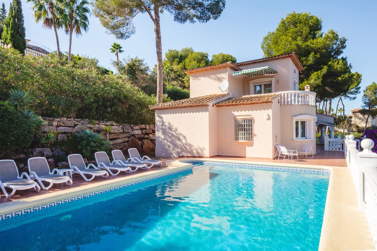 4 bedroom Villa for sale in La Sella with pool - € 555,000 (Ref: 9793667)